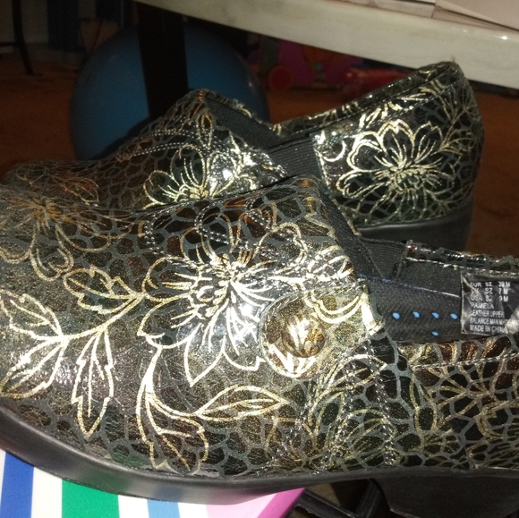 slip resistant women's mule clogg shoes - Picture 2 of 5